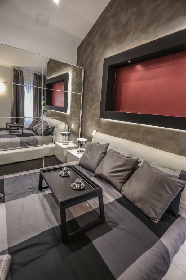 Stylish Apartment Near Duomo Milano Exteriör bild