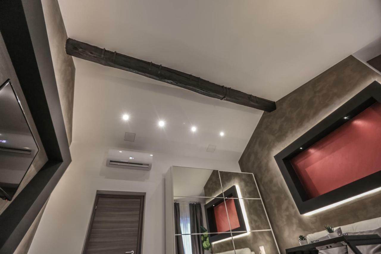 Stylish Apartment Near Duomo Milano Exteriör bild
