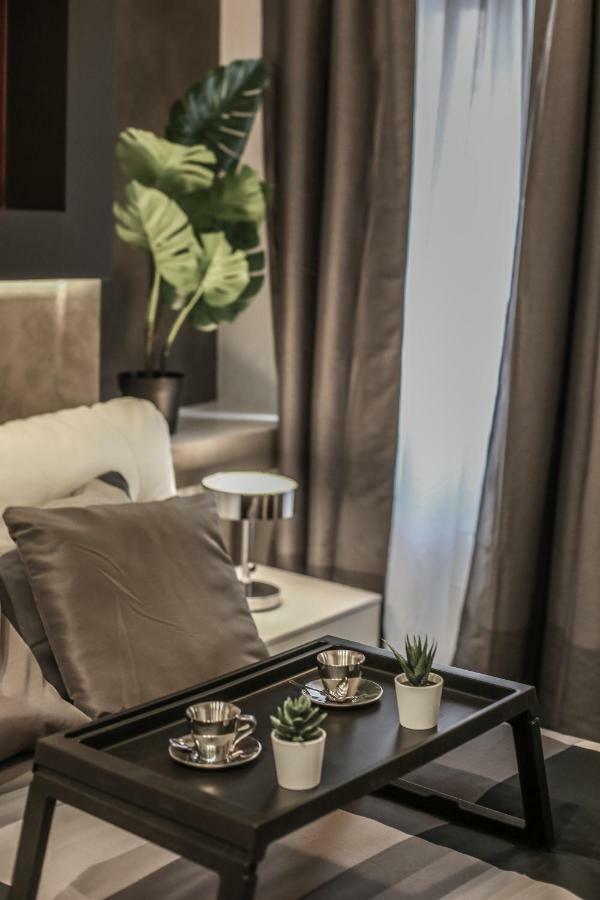 Stylish Apartment Near Duomo Milano Exteriör bild
